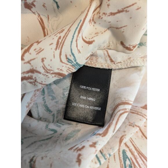 Torrid Harper Blouse V-Neck Roll Tab Sleeve beige teal marble print - Picture 7 of 7